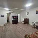 Gloria House